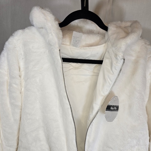 White Furry Hoodie Jacket - Picture 2 of 3